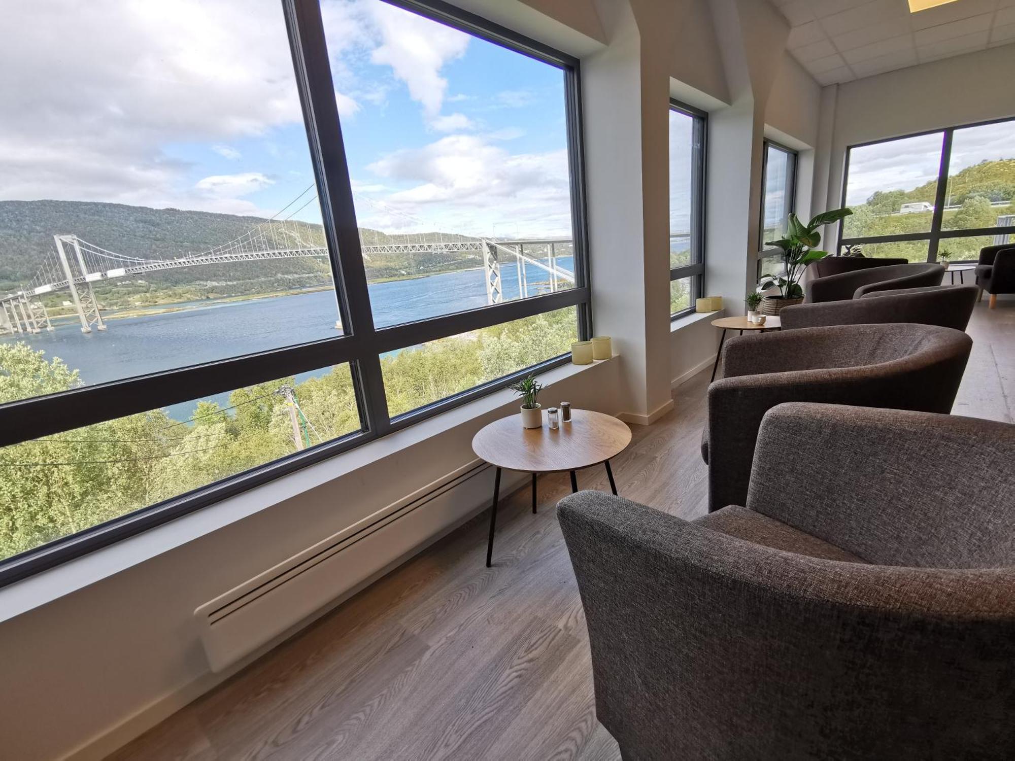 Tjeldsundbrua Hotel Skanland Luaran gambar
